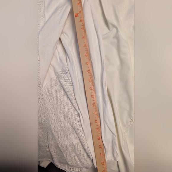 🔖 Denver Hayes Soft XL white knit cotton sweater w/ two weaves hanky hem VGUC - Picture 6 of 7